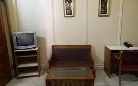 Viraaj Corporate Guest House pg & Restaurant