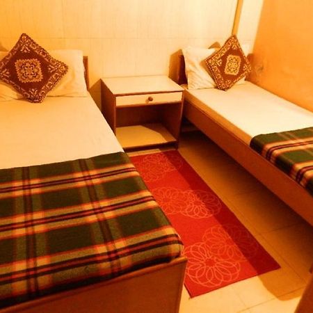 Viraaj Guest House Noida Exterior photo